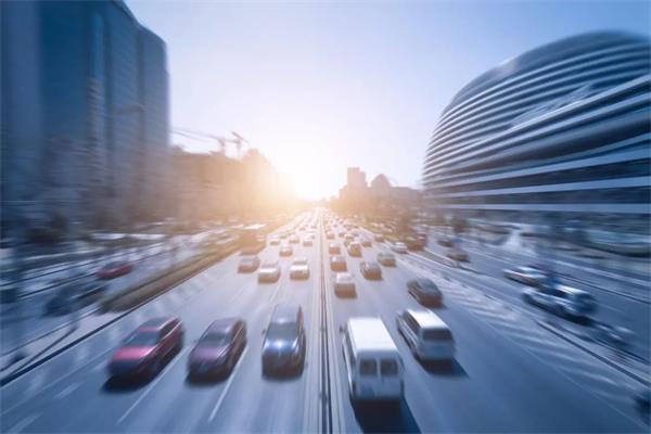 物联网规模化应用发展:智能网联汽车发挥示范作用