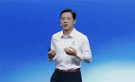 百度创始人、CEO李彦宏:如果没有应用,DeepSeek等 AI 模型和芯片都没有价值